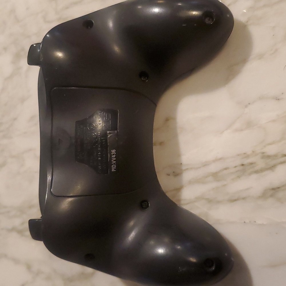 Xbox Controller - Picture 2 of 2